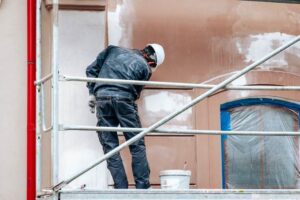 La rénovation des joints de maçonnerie : techniques de rejointoiement et impact sur la durabilité